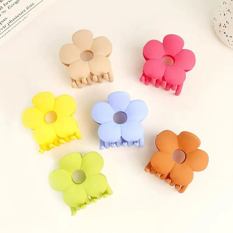 6Pcs Hawaiian Gradient Hair Clips Flower Hair Claws Women Small Size Fashion Headwear Hairpin Crab Barrette Hair Accessories