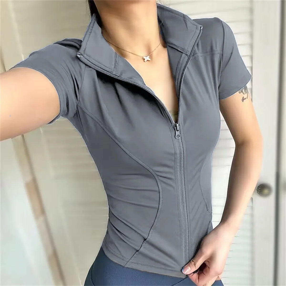 Casual Slim Sports Coat For Women Short Sleeve Solid Zipper Tops Female Cycling Running Yoga Outfit Clothes Summer Sport Jacket